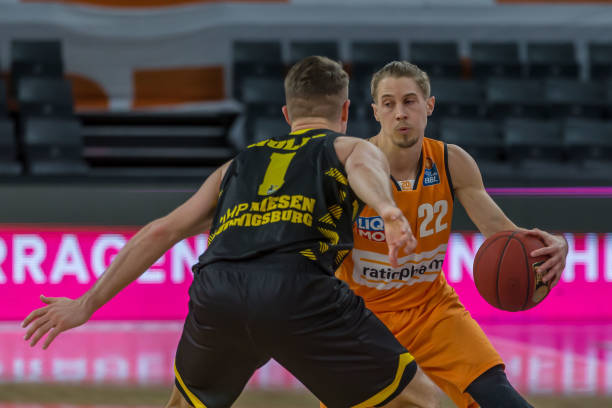 经过多轮法 经过多轮法