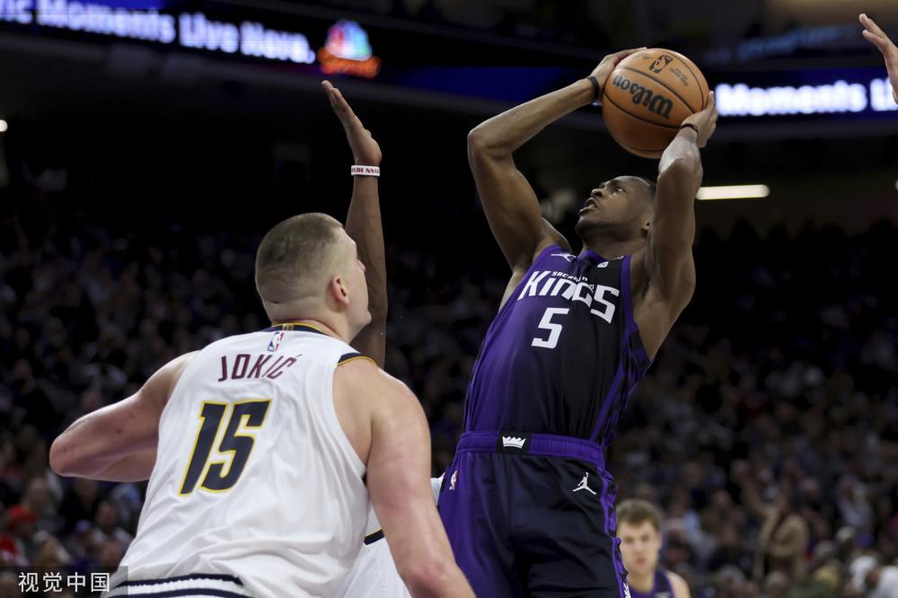 塞蒂恩：明天申花赢就6分领跑 我们能做的就是燃起斗志 准备好之后的比赛