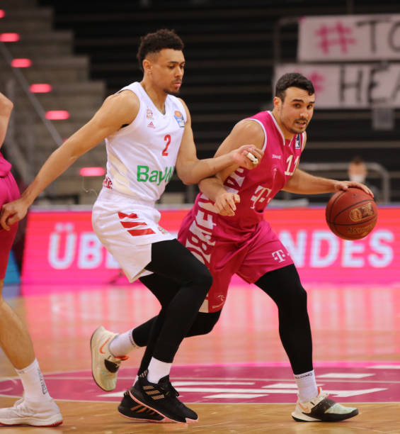 汇隆活塞：9月4日融资买入40.14万元，融资融券余额308.36万元