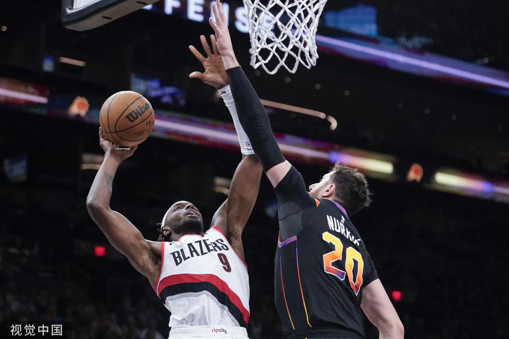 你来啦‍萧华来到现场 观看WNBA总决赛冠军之战